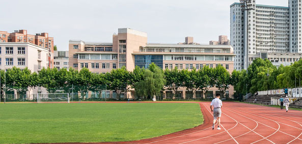 学校类物业
