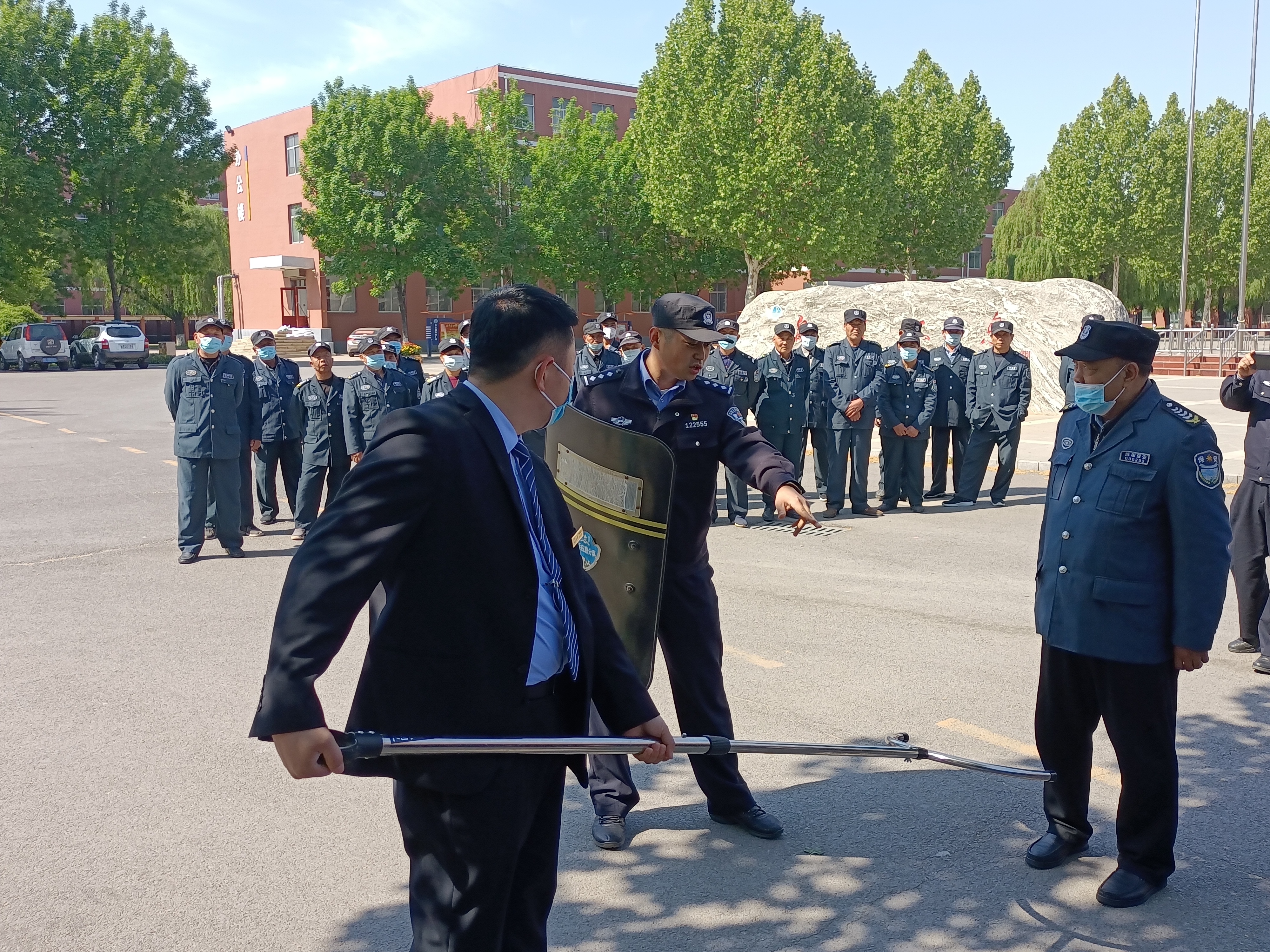 做好校园保安培训  筑牢校园安全防线--—博琛保安公司对教育系统保安员进行业务培训