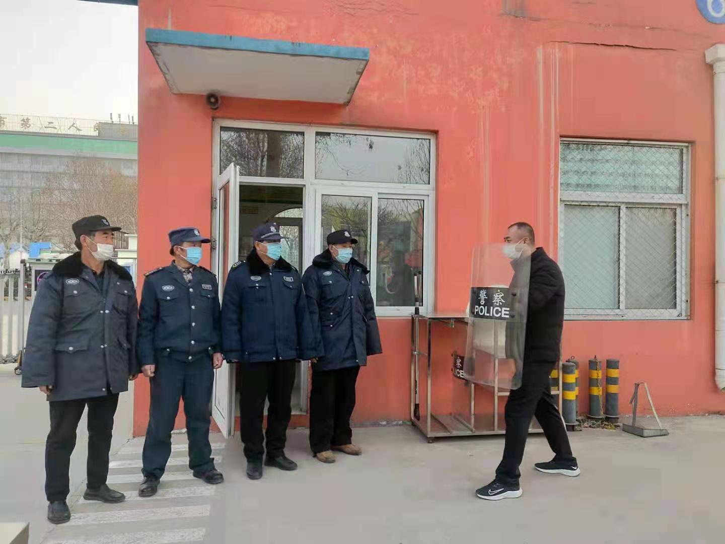 开展校园安全培训 筑牢学校安全防线